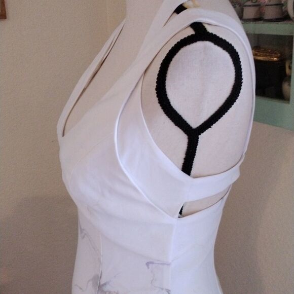 Stylestalker Strappy Dress with Cut Outs - Picture 5 of 14